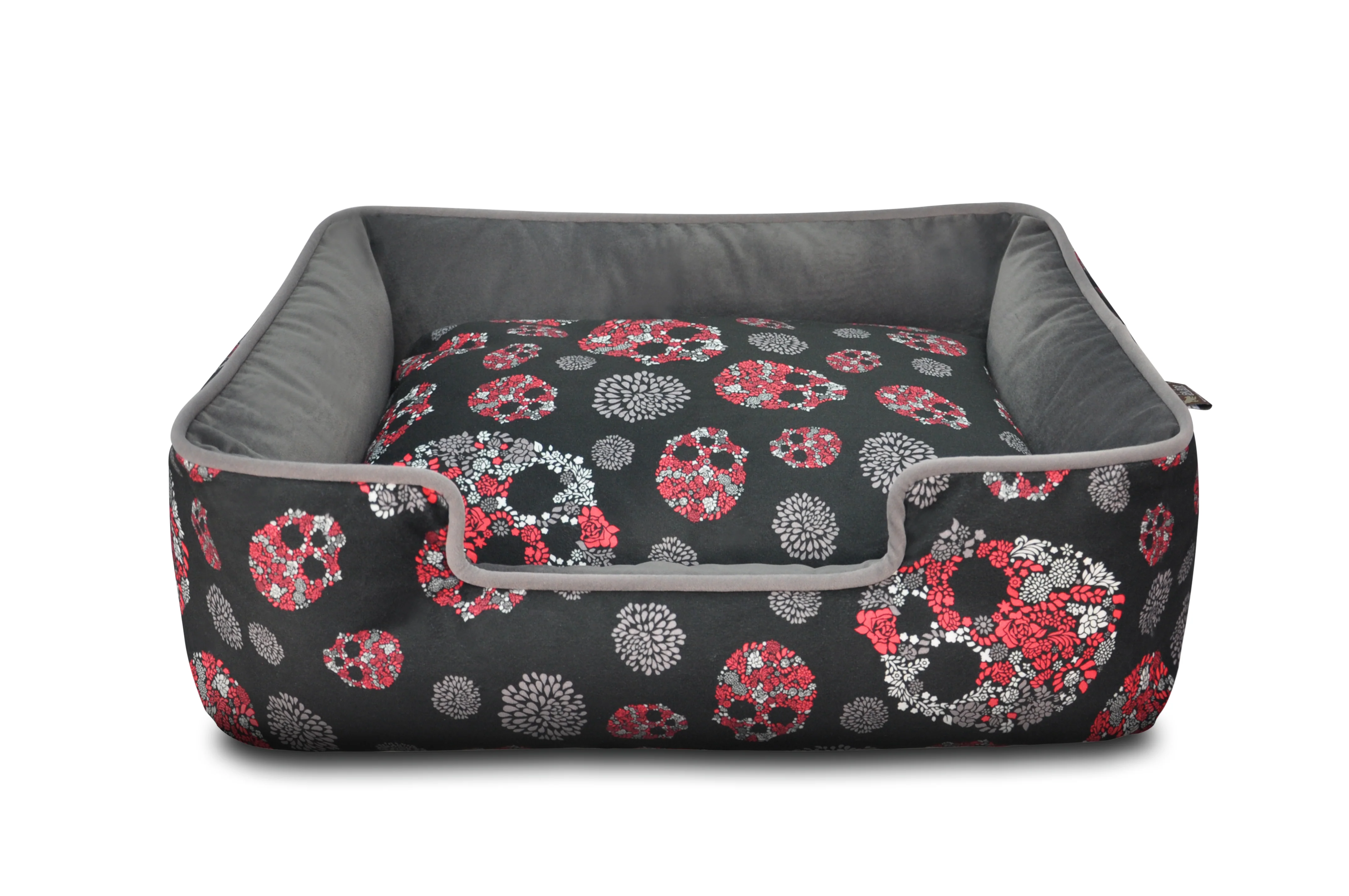 Skulls & Roses Lounge Bed - Image 3